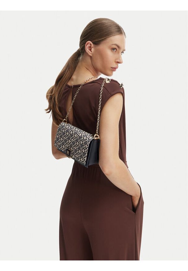 TOMMY HILFIGER - Tommy Hilfiger Torebka Th Her Chain Cross Jacqu AW0AW18637 Granatowy. Kolor: niebieski. Materiał: skórzane