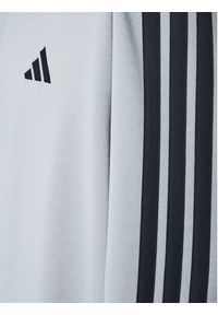 Adidas - adidas Dres Basic 3-Stripes JI8876 Szary Regular Fit. Kolor: szary. Materiał: syntetyk #4