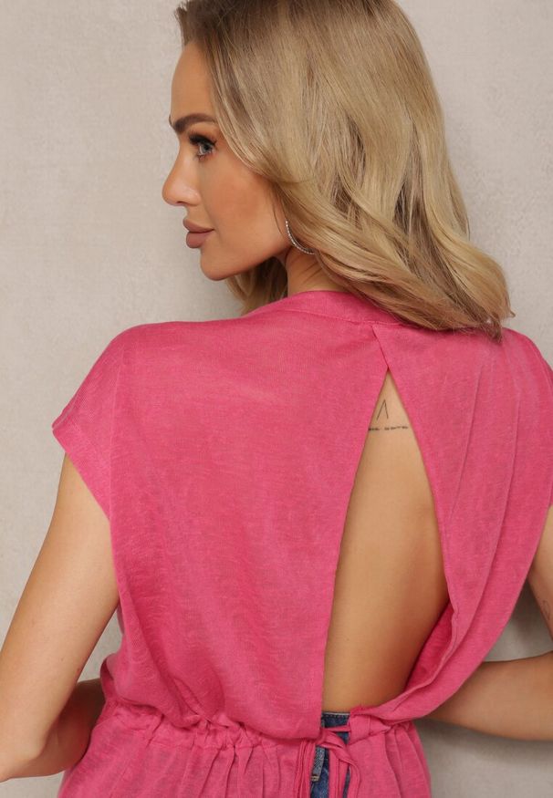 Renee - Fuksjowy Top z Regulacją w Talii i Wiązaniem na Dole z Rozcięciem na Plecach Tiimaelin. Okazja: na co dzień. Kolor: różowy. Materiał: jeans. Styl: sportowy, wizytowy, elegancki, casual