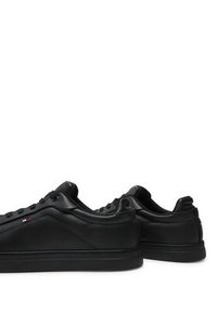 TOMMY HILFIGER - Tommy Hilfiger Sneakersy Icon Court Lth Flag Ess FM0FM05317 Czarny. Kolor: czarny. Materiał: skóra