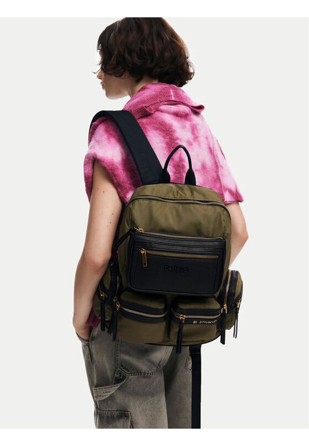 Desigual Plecak Chester 24WAKY03 Khaki. Kolor: brązowy. Materiał: poliamid, nylon