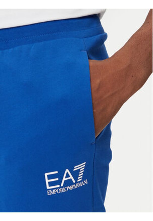 EA7 Emporio Armani Dres 7M000967 AF10377 UB087 Niebieski Slim Fit. Kolor: niebieski. Materiał: bawełna
