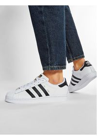 Adidas - adidas Sneakersy Superstar J FU7712 Biały. Kolor: biały. Materiał: skóra. Model: Adidas Superstar