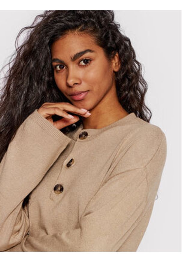 NA-KD Sweter Knitted 1100-005425-1844-003 Beżowy Oversize. Kolor: beżowy. Materiał: wiskoza