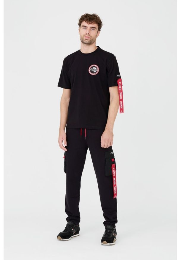 Aeronautica Militare - AERONAUTICA MILITARE Czarny męski bawełniany t-shirt, Rozmiar 3XL. Kolor: czarny. Materiał: bawełna