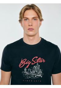 Big-Star - Koszulka męska z nadrukiem granatowa Sterir 403. Okazja: na co dzień. Kolor: niebieski. Materiał: jeans, bawełna. Wzór: nadruk. Sezon: lato. Styl: casual, klasyczny #3