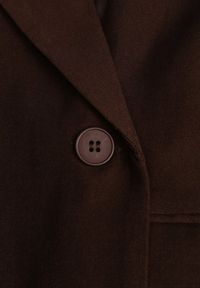 Renee - Brązowa Marynarka Dwurzędowa o Kroju Oversize Clasora. Typ kołnierza: golf. Kolor: brązowy. Materiał: poliester. Styl: klasyczny #8