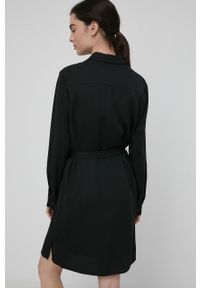 Calvin Klein sukienka kolor czarny mini prosta. Okazja: na co dzień. Kolor: czarny. Materiał: poliester, tkanina. Długość rękawa: długi rękaw. Typ sukienki: proste. Styl: casual. Długość: mini