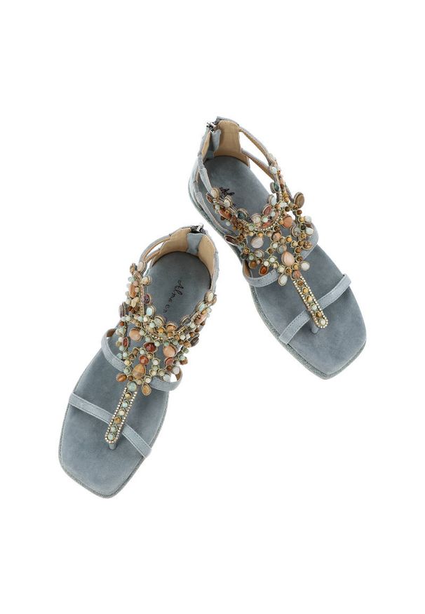 Niebieskie Sandały Alma En Pena Płaskie Buty Na Lato. Okazja: na co dzień. Kolor: niebieski. Materiał: zamsz, skóra. Sezon: lato. Styl: boho, elegancki, casual