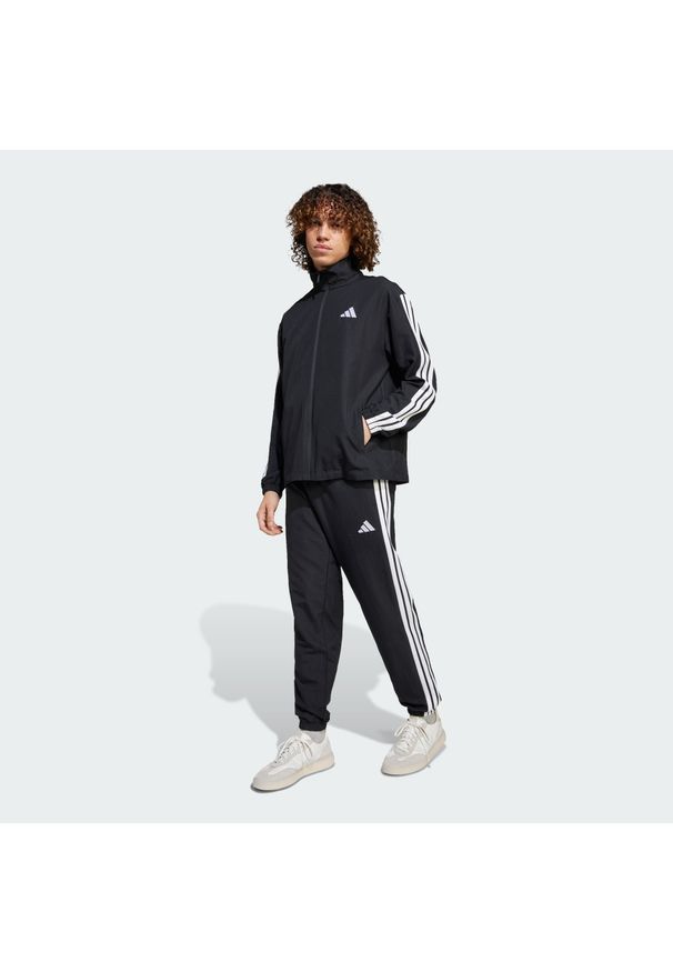 Adidas - Dres Sportswear Basic 3-Stripes Woven. Kolor: czarny. Materiał: dresówka. Sport: fitness