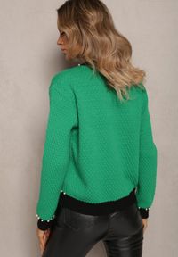 Renee - Zielony Kardigan z Wiskozy o Klasycznym Fasonie z Perłami i Kwiatami Kallu. Kolor: zielony. Materiał: wiskoza. Wzór: kwiaty. Sezon: zima, jesień. Styl: klasyczny