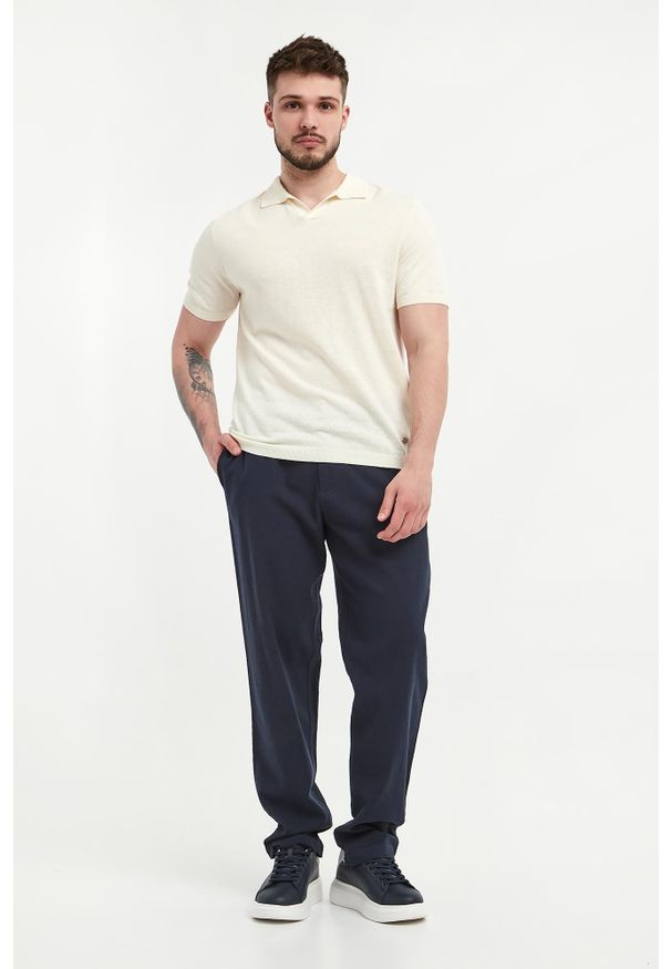 Armani Exchange - Spodnie męskie z lnem ARMANI EXCHANGE. Materiał: len