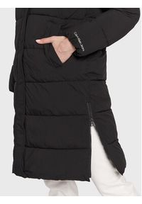 Calvin Klein Jeans Kurtka puchowa J20J219817 Czarny Regular Fit. Kolor: czarny. Materiał: puch, syntetyk #5