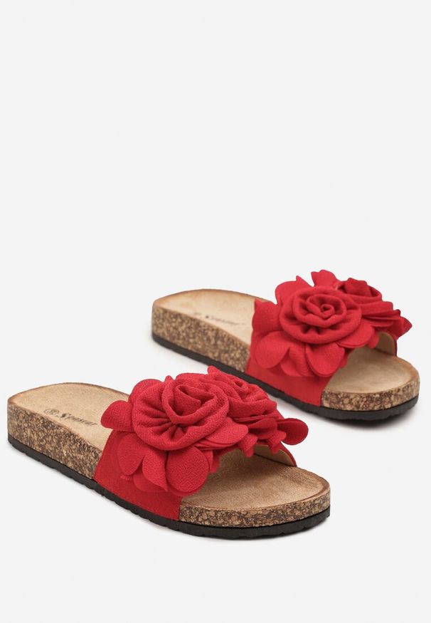 Renee - Czerwone Klapki Ozdobione Kwiatami 3D Eralionea. Okazja: na co dzień. Kolor: czerwony. Materiał: jeans. Wzór: aplikacja, kwiaty. Sezon: lato. Styl: elegancki, casual