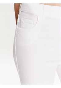 Marella Spodnie materiałowe Peseta 2331310635 Biały Slim Fit. Kolor: biały. Materiał: bawełna