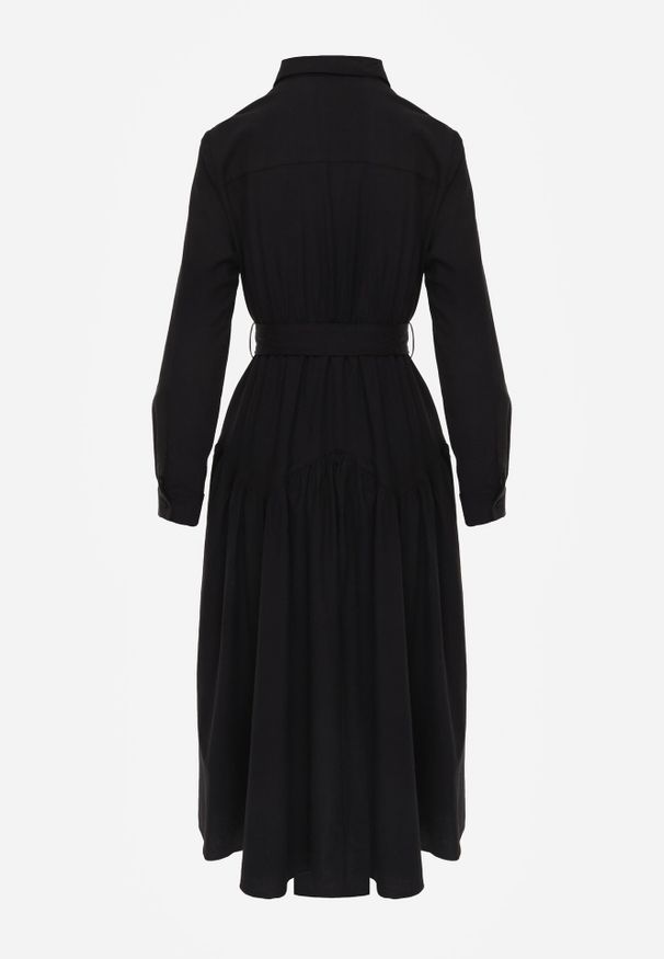 Born2be - Czarna Koszulowa Sukienka z Bawełną i Wiskozą Ozdobiona Paskiem Viviedah. Okazja: na co dzień. Kolor: czarny. Materiał: wiskoza, bawełna. Wzór: aplikacja. Typ sukienki: koszulowe. Styl: casual