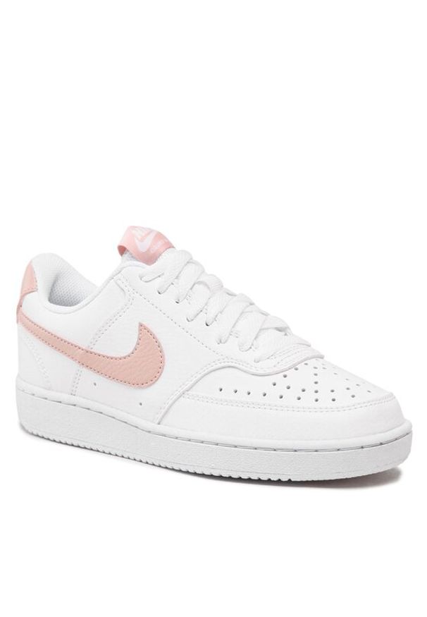 Buty Nike. Kolor: biały. Model: Nike Court