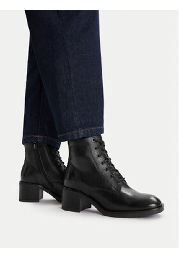 Lasocki Trzewiki RST-ESTREL-02 Czarny. Kolor: czarny. Materiał: skóra