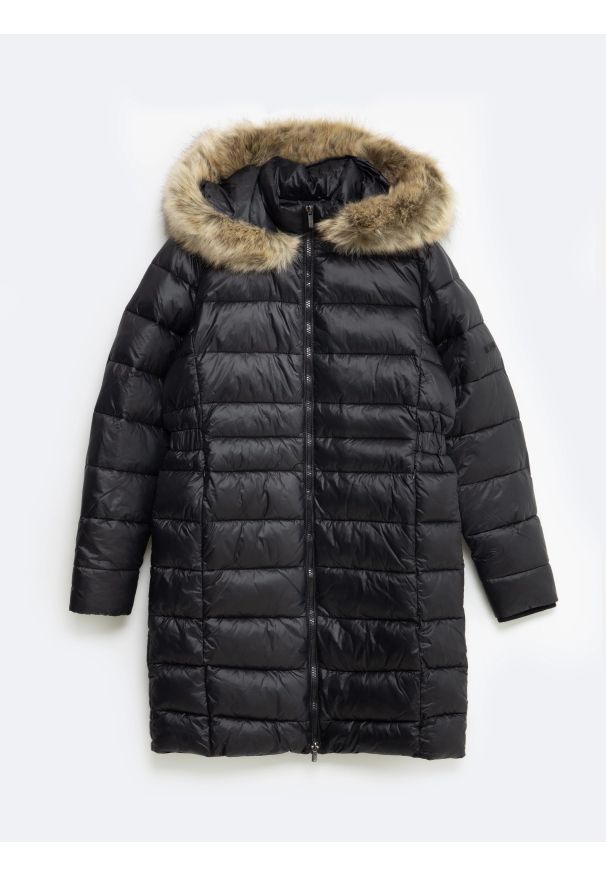 Big-Star - Płaszcz dziewczęcy pikowany czarny Liwia 906. Typ kołnierza: kaptur. Kolor: czarny. Materiał: futro, tkanina. Wzór: aplikacja