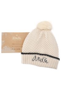 Biała Modna Damska Czapka Anekke. Kolor: biały. Materiał: materiał. Wzór: haft. Sezon: zima. Styl: casual, elegancki #4