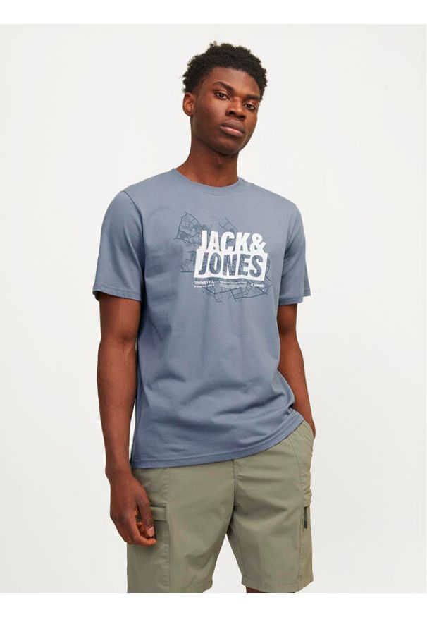 Jack & Jones - Jack&Jones T-Shirt Map 12257908 Niebieski Regular Fit. Kolor: niebieski. Materiał: bawełna