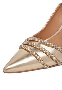 Nine West Szpilki CEO-MARIAM-01 Złoty. Kolor: złoty. Materiał: materiał. Obcas: na szpilce #6