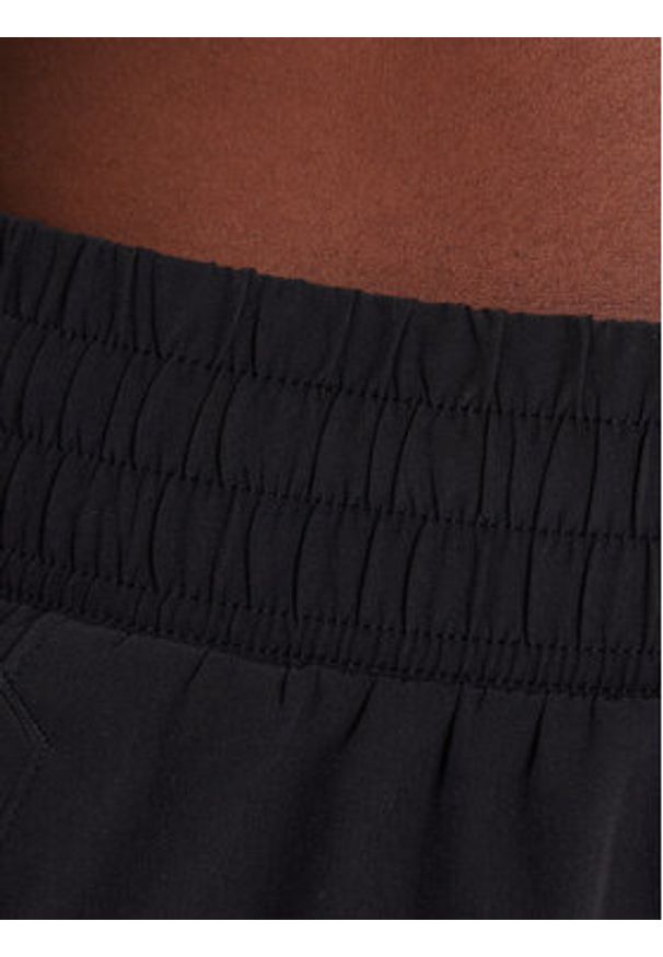Under Armour Biustonosz sportowy Crossback Mid Bra 1361034-004 Czarny Compression Fit. Kolor: czarny. Materiał: syntetyk