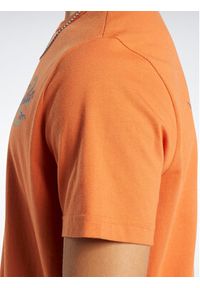 Reebok T-Shirt Reebok Basketball All Are Welcome Here Hoop Together T-Shirt HN5800 Pomarańczowy Relaxed Fit. Kolor: pomarańczowy. Materiał: bawełna #2