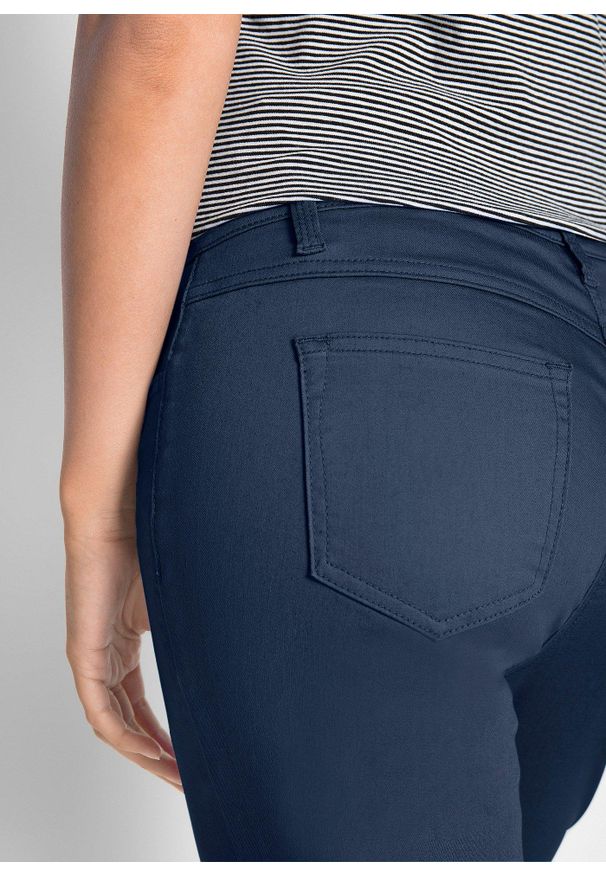 bonprix - Dżinsy Straight, mid waist, z wygodnym paskiem. Stan: podwyższony. Kolor: niebieski