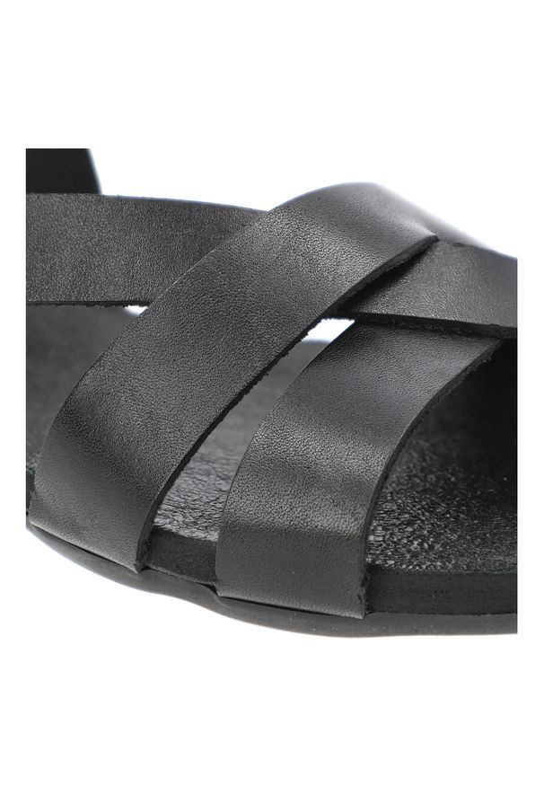 Czarne Sandały Armodo Wygodne Obuwie Damskie. Zapięcie: pasek. Kolor: czarny. Materiał: len, skóra. Wzór: paski. Sezon: lato