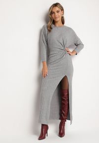 Born2be - Szara Sukienka z Wiskozą Ozdobiona Wiązaniem i Metaliczną Nicią Ellinira. Okazja: na co dzień. Kolor: szary. Materiał: wiskoza. Wzór: aplikacja. Typ sukienki: proste. Styl: casual, elegancki #2