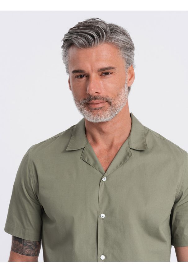 Ombre Clothing - Koszula męska z krótkim rękawem i kubańskim kołnierzem - khaki V4 - Rozmiar: XXL. Okazja: na co dzień. Kolor: brązowy. Materiał: tkanina, bawełna. Długość rękawa: krótki rękaw. Długość: krótkie. Wzór: gładki, jednolity. Sezon: lato. Styl: klasyczny, casual