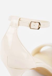 Born2be - Beżowe Sandały na Szpilce VICES Eleganckie ze Sprzączką przy Kostce Agereia. Okazja: na co dzień. Zapięcie: sprzączka. Kolor: beżowy. Materiał: jeans. Obcas: na szpilce. Styl: elegancki #7