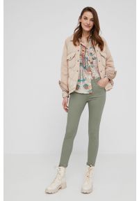 Answear Lab jeansy Push-Up damskie kolor zielony medium waist. Kolor: zielony. Styl: wakacyjny