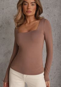 Renee - Brązowa Bluzka z Elastycznego Materiału o Kwadratowym Dekolcie z Wiskozą Nemosa. Typ kołnierza: dekolt kwadratowy. Kolor: brązowy. Materiał: wiskoza, materiał. Długość rękawa: długi rękaw. Długość: długie #6