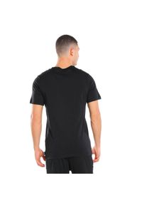 Nike - Bawełniana Koszulka Męska Fc Block. Kolor: czarny. Materiał: bawełna. Sport: turystyka piesza