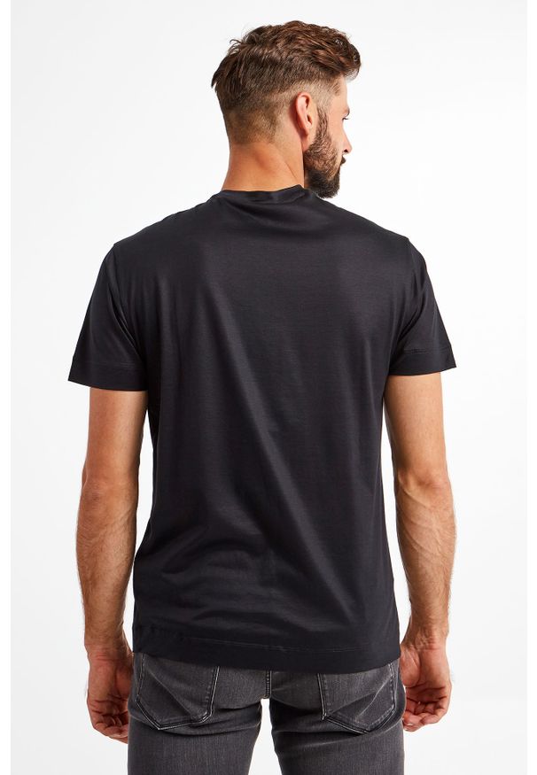Emporio Armani - T-SHIRT EMPORIO ARMANI. Materiał: materiał. Długość rękawa: krótki rękaw. Długość: krótkie. Wzór: haft