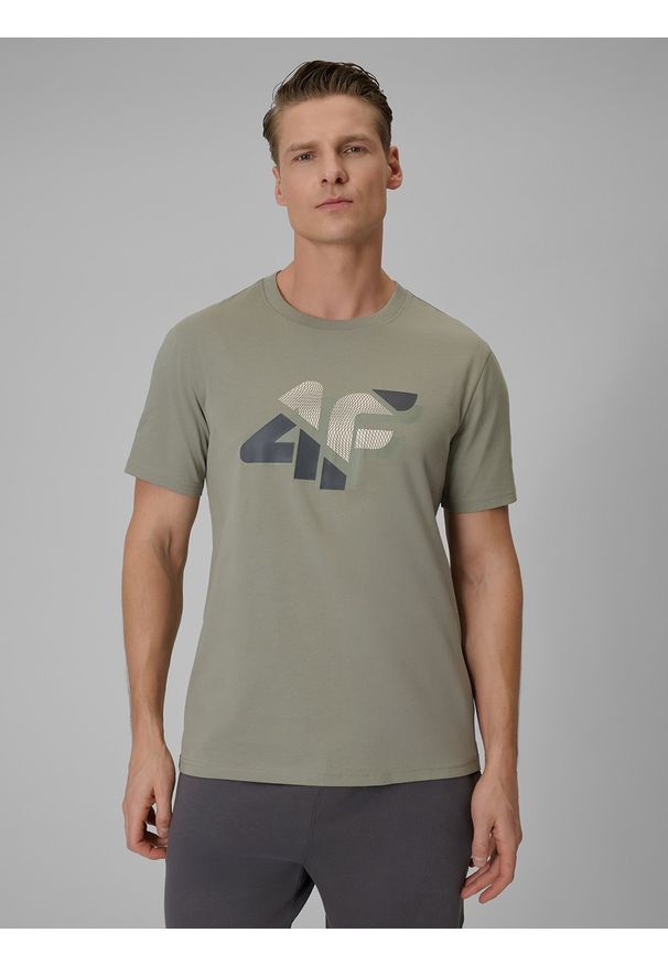 4f - 4F T-shirt regular z nadrukiem męski - khaki M. Okazja: na co dzień. Kolor: brązowy, oliwkowy, wielokolorowy. Materiał: materiał, bawełna. Wzór: nadruk. Styl: casual