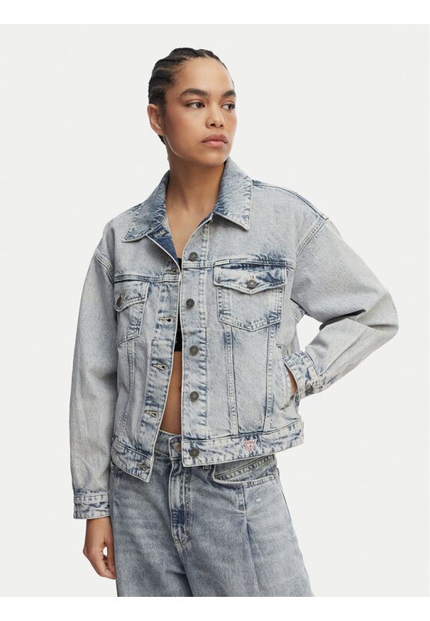 Guess Jeans Kurtka jeansowa W6GN56 D5M57 Niebieski Oversize. Kolor: niebieski. Materiał: bawełna