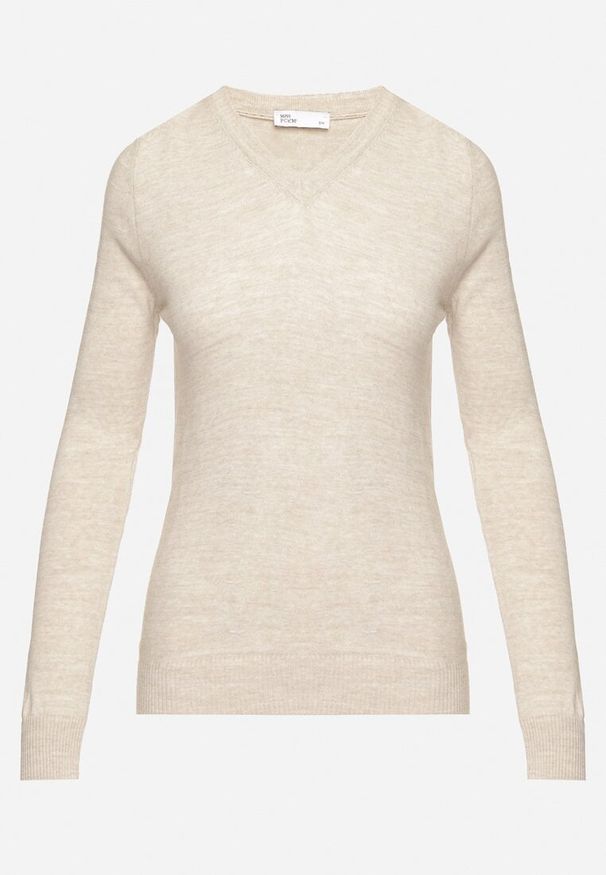 Born2be - Jasnobeżowy Klasyczny Sweter z Dekoltem w Szpic Felitha. Okazja: na co dzień, na spotkanie biznesowe, do pracy. Kolor: beżowy. Materiał: jeans. Długość rękawa: długi rękaw. Długość: długie. Styl: klasyczny