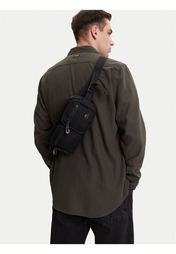 Alpha Industries Nerka 156943 Czarny. Kolor: czarny. Materiał: materiał