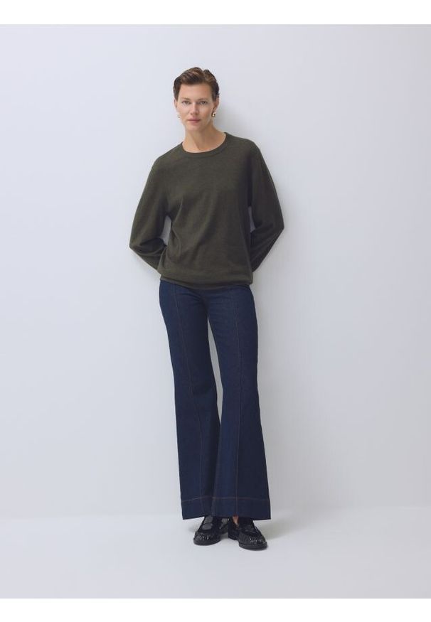 Reserved - Sweter z domieszką kaszmiru - zielony. Kolor: zielony. Materiał: kaszmir