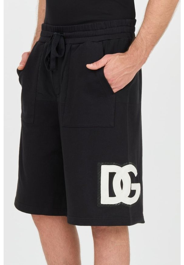 Dolce and Gabbana - DOLCE & GABBANA Czarne spodenki. Kolor: czarny