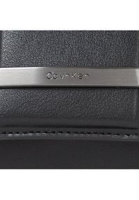 Calvin Klein Torebka Bar Hardware Crossbody K60K611078 Czarny. Kolor: czarny