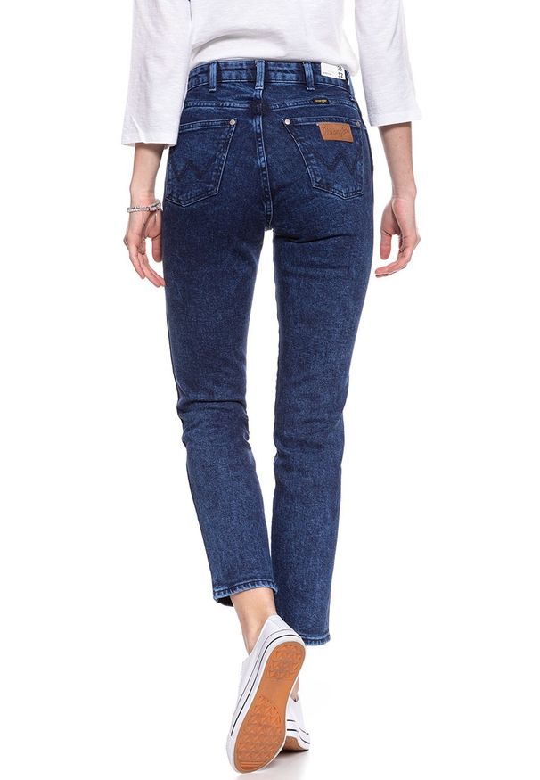 Wrangler - WRANGLER RETRO SLIM GLACE BLUE W239HM18A 112127896. Stan: podwyższony. Styl: retro