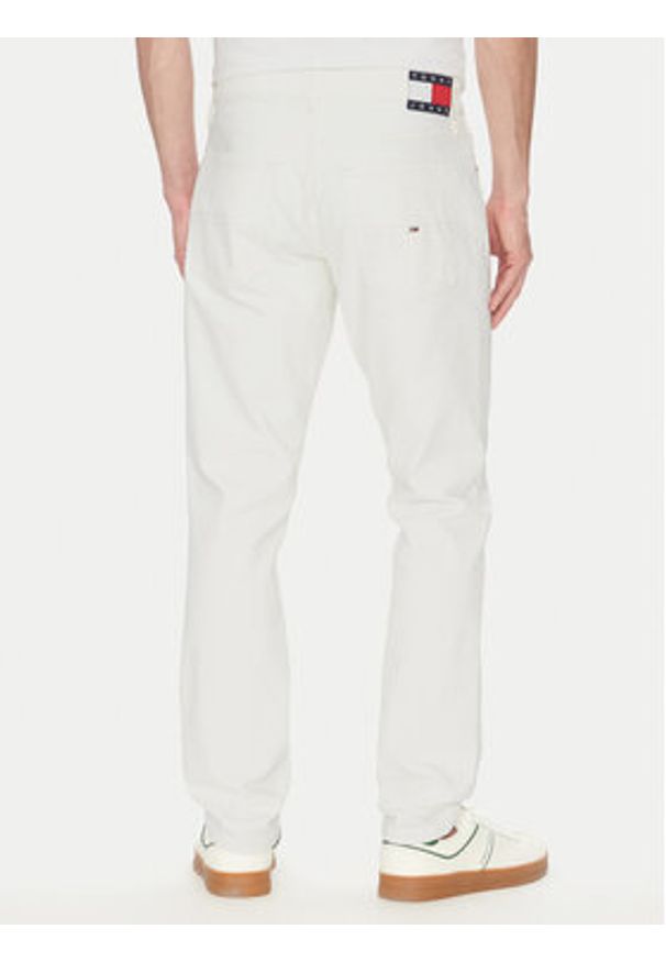 Tommy Jeans Jeansy DM0DM20980 Biały Slim Fit. Kolor: biały