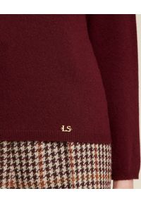 Luisa Spagnoli - LUISA SPAGNOLI - Bordowy sweter z golfem CALCO. Typ kołnierza: golf. Kolor: czerwony. Materiał: prążkowany, materiał. Długość rękawa: długi rękaw. Długość: długie. Wzór: aplikacja #2