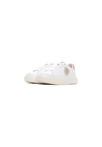 Blauer Sneakersy S5VENUS01/SAT-WHI/NUD Biały. Kolor: biały. Materiał: skóra