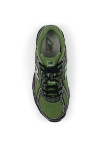 Buty dziecięce New Balance G740741 – zielone. Kolor: zielony. Materiał: materiał, syntetyk. Szerokość cholewki: normalna. Sezon: lato. Sport: turystyka piesza #4