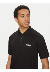 Guess Polo Z5GP00 KCQU2 Czarny Slim Fit. Typ kołnierza: polo. Kolor: czarny. Materiał: syntetyk